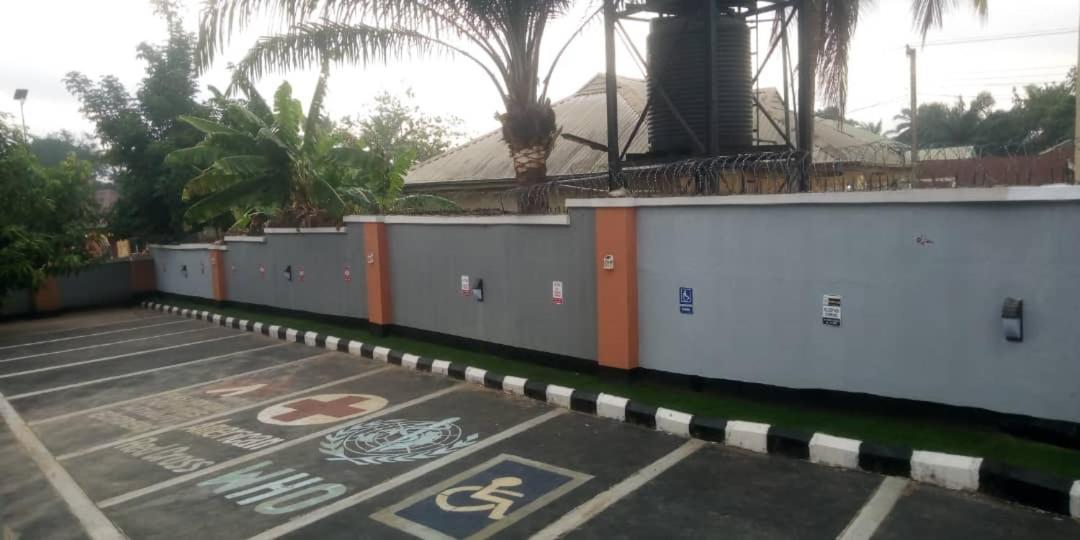Oxford Villa Apartment 2 Bedroom 2 Bathroom Luxury Nnewi Exterior photo