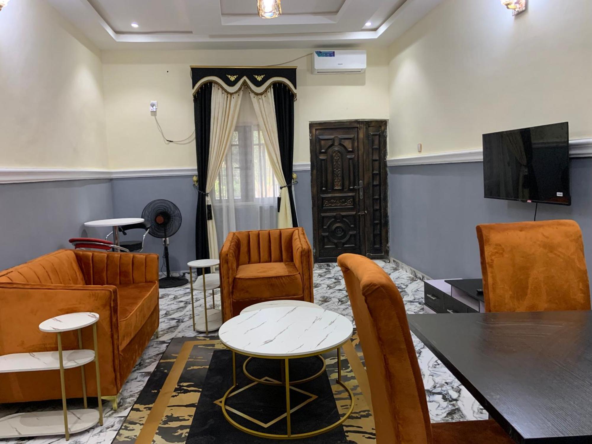 Oxford Villa Apartment 2 Bedroom 2 Bathroom Luxury Nnewi Exterior photo