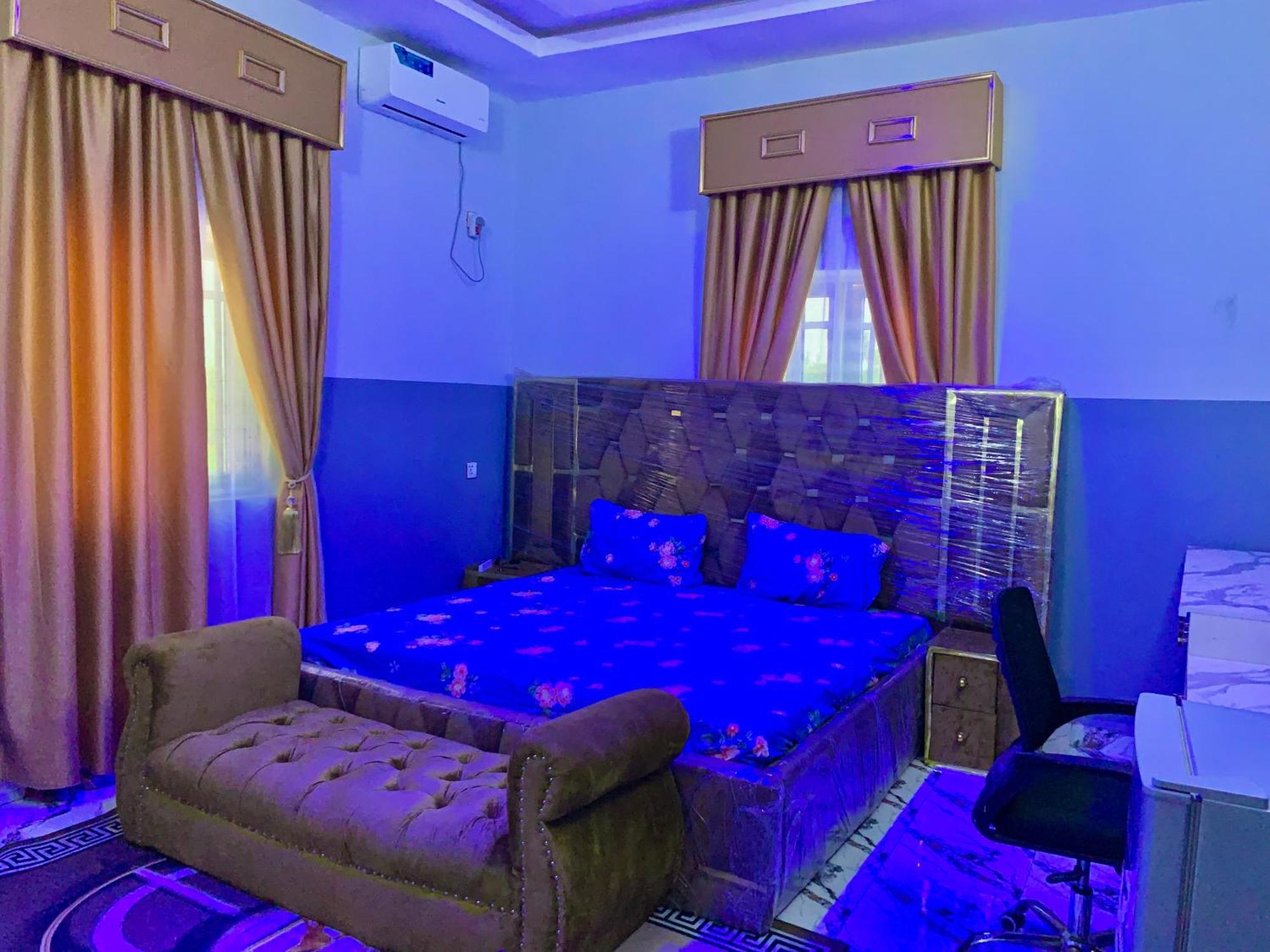 Oxford Villa Apartment 2 Bedroom 2 Bathroom Luxury Nnewi Exterior photo