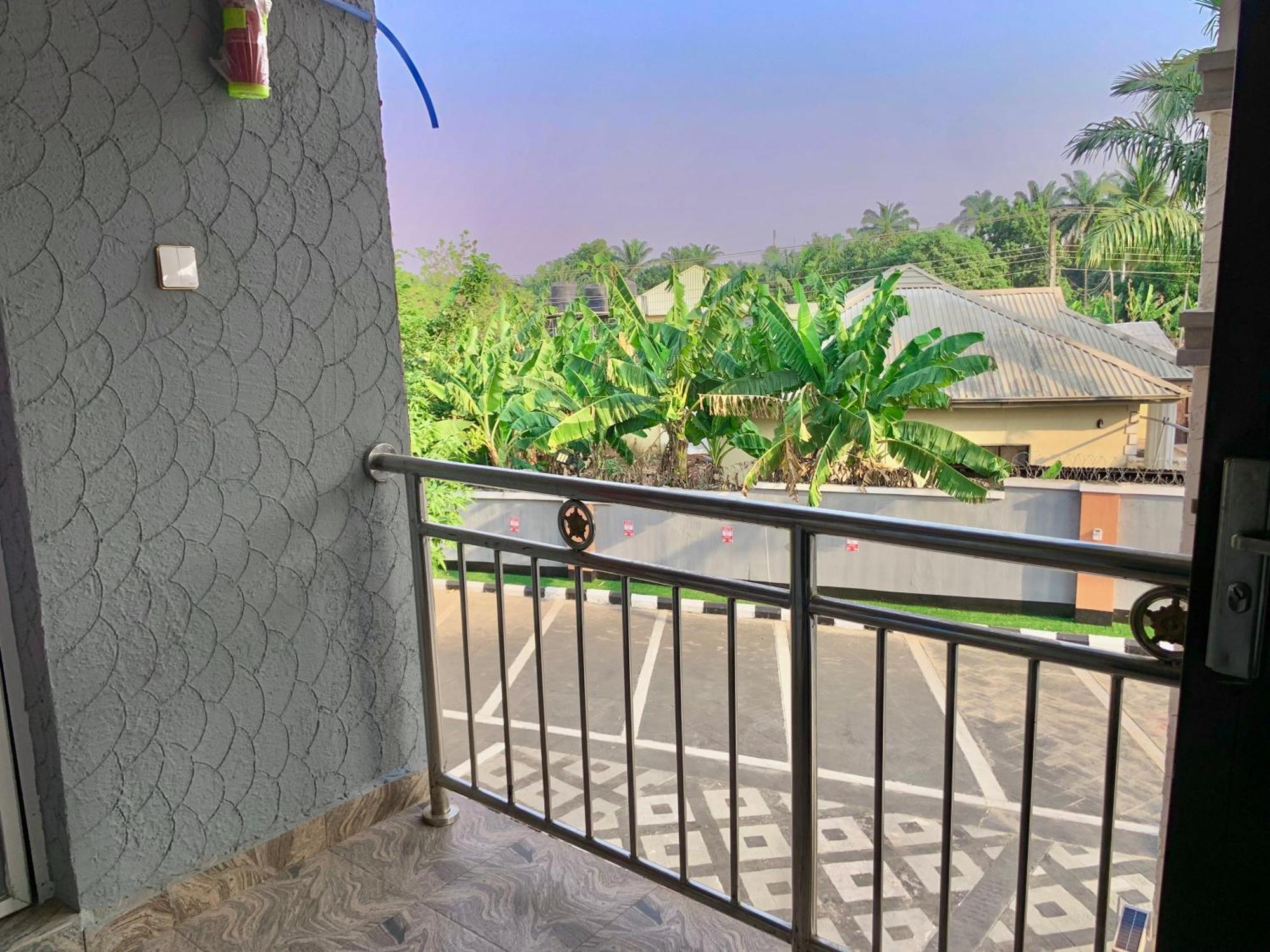 Oxford Villa Apartment 2 Bedroom 2 Bathroom Luxury Nnewi Exterior photo